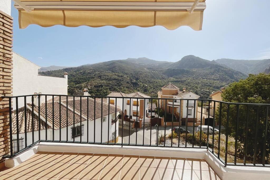 Balcon Hacia La Montana Lejlighed Güéjar Sierra Eksteriør billede